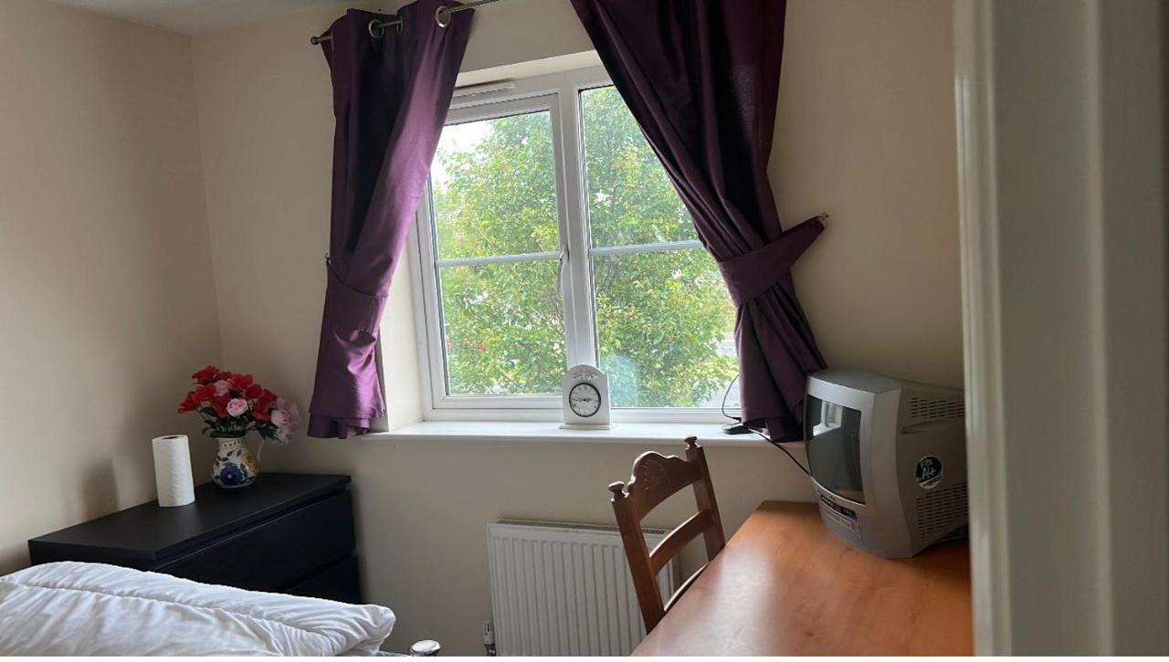 Salimi Apartamento Bridgend  Exterior foto