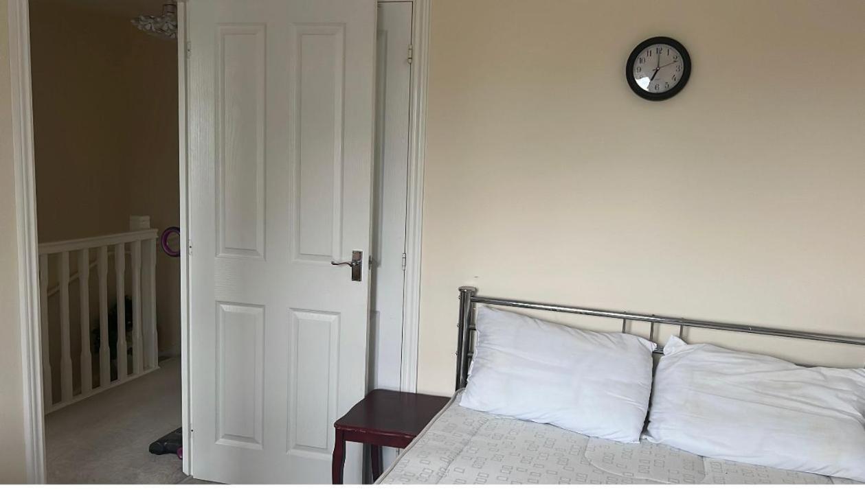 Salimi Apartamento Bridgend  Exterior foto